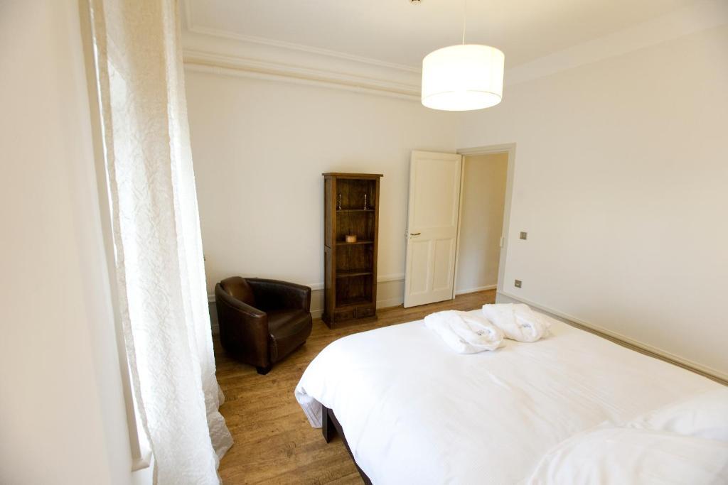 Chateau De Bellevue B&B Villié-Morgon Εξωτερικό φωτογραφία